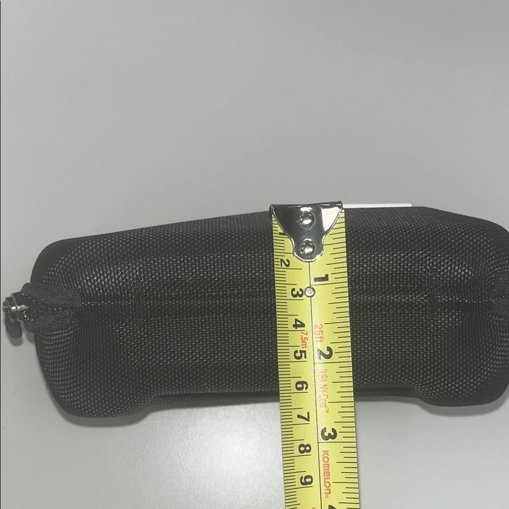 GIEADUN Black Sunglasses Case only preowned